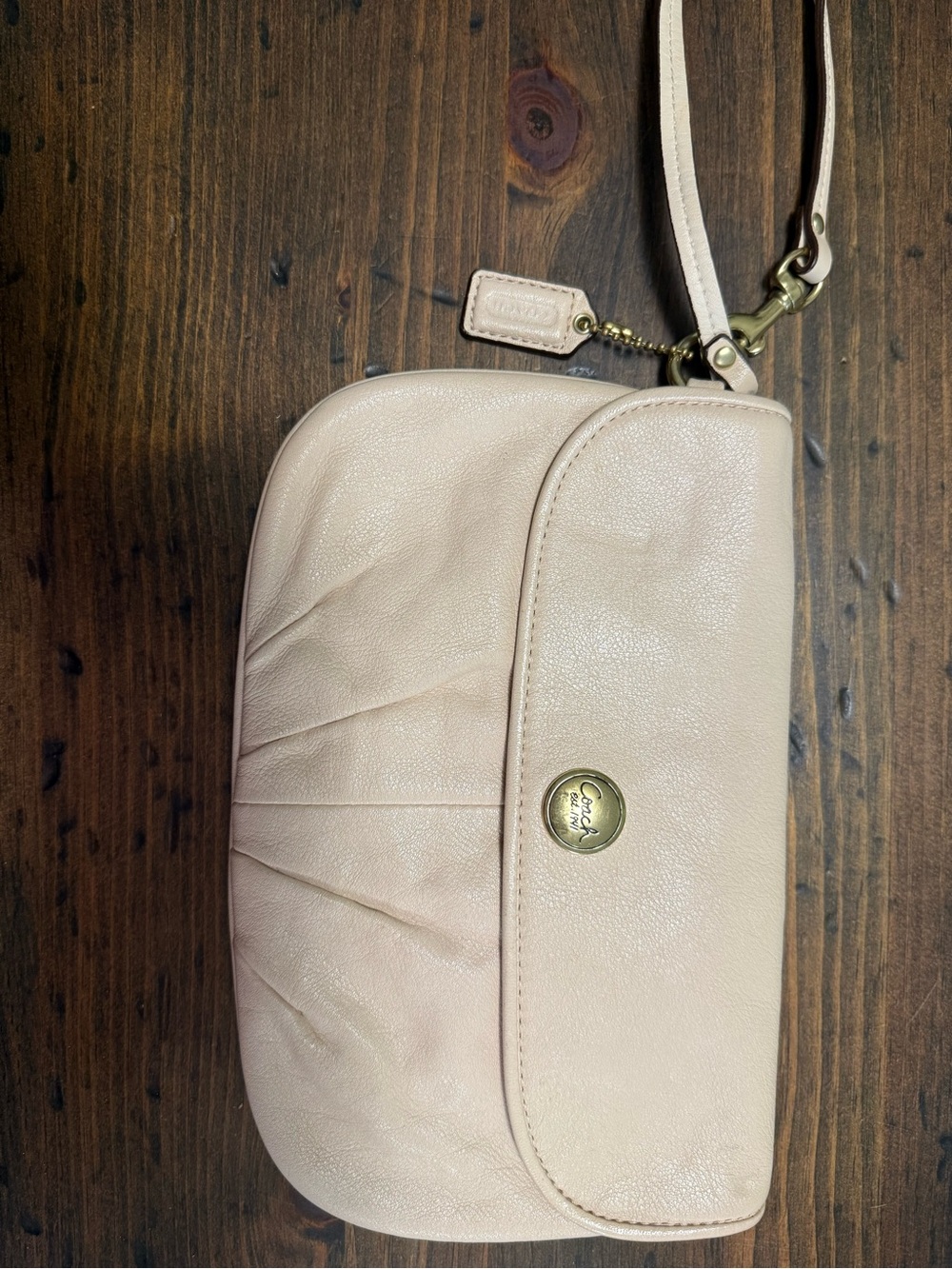 COACH ASHLEY PLEATED WRISTLET